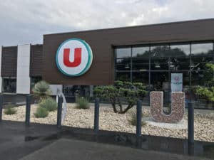 Décoration devanture Hyper U